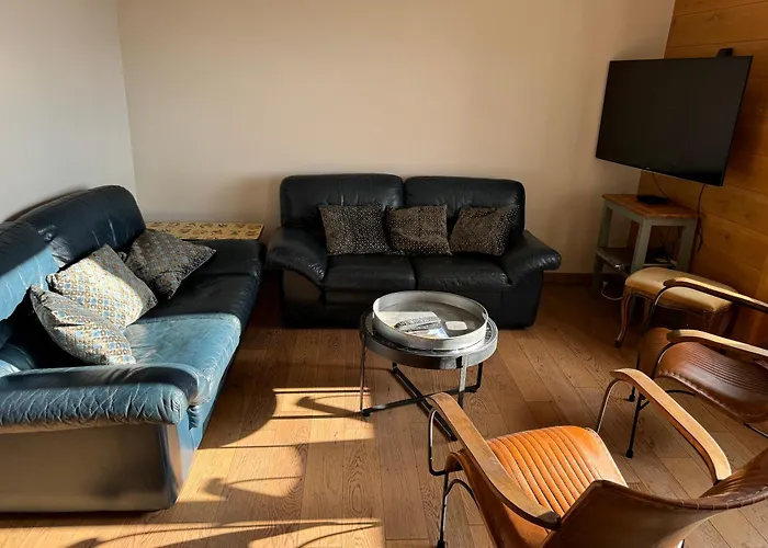 L'oustal Du Bourg بيت للعطل *